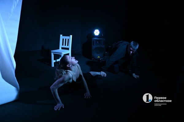 «Как было бы здорово, если бы ты умерла!» — в Челябинске состоялась премьера самой современной пьесы об отношениях «Как было бы здорово, если бы ты умерла!» — в Челябинске состоялась премьера самой современной пьесы об отношениях