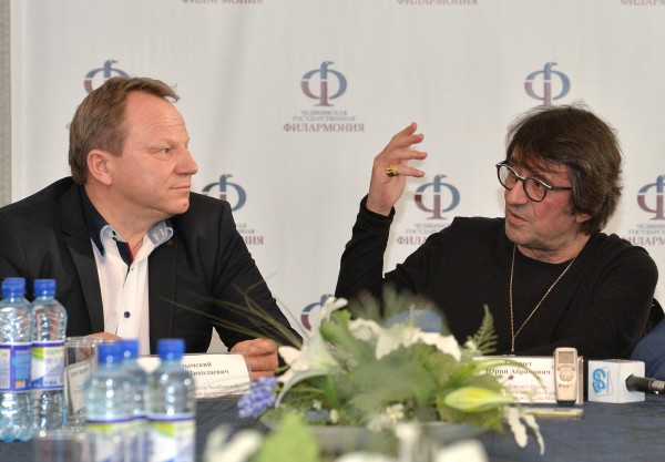 Алексей Пелымский: «Билет на концерт симфонического оркестра — 30 тысяч рублей» Алексей Пелымский: «Билет на концерт симфонического оркестра — 30 тысяч рублей»