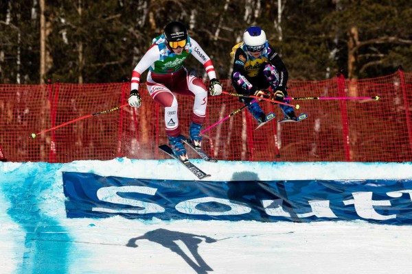 Победители и призеры Кубка мира по фристайлу на «Солнечной долине» получат уникальные короны и медали Победители и призеры Кубка мира по фристайлу на «Солнечной долине» получат уникальные короны и медали
