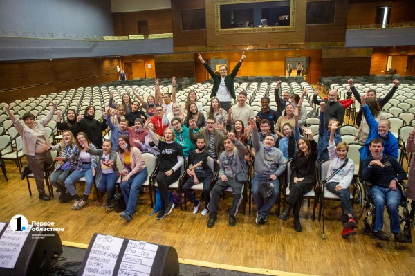 Иван Абрамов: «Я окружил себя смехом, потому что мне страшно в тишине»