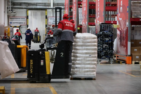 Забудьте про дефицит! В Челябинск бесперебойно поступают продукты Забудьте про дефицит! В Челябинск бесперебойно поступают продукты