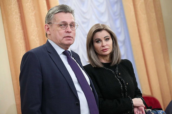 «В России не забыли уроки Второй Мировой»: в Госдуме обсудили, как противостоять фашизму «В России не забыли уроки Второй Мировой»: в Госдуме обсудили, как противостоять фашизму