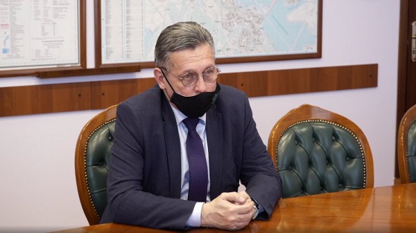 «Недостоверная информация наносит вред государству и обществу»: Рифат Сабитов – о борьбе с фейками