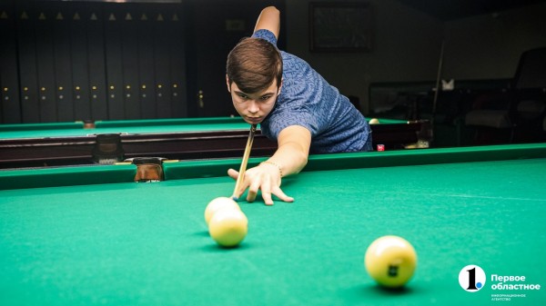 «Это любители шары катают, а мы тренируемся до 9 часов в день» — чемпион мира по бильярду Семен Зайцев «Это любители шары катают, а мы тренируемся до 9 часов в день» — чемпион мира по бильярду Семен Зайцев