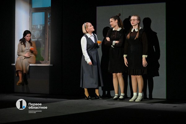 «Чужие письма»: в Молодежном театре сняли кино о гадком подростке «Чужие письма»: в Молодежном театре сняли кино о гадком подростке