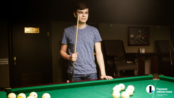 «Это любители шары катают, а мы тренируемся до 9 часов в день» — чемпион мира по бильярду Семен Зайцев «Это любители шары катают, а мы тренируемся до 9 часов в день» — чемпион мира по бильярду Семен Зайцев
