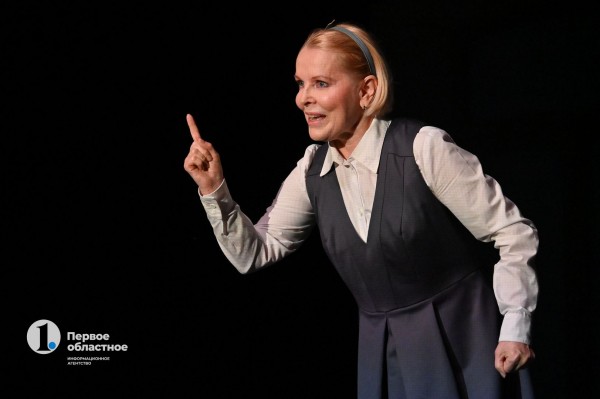 «Чужие письма»: в Молодежном театре сняли кино о гадком подростке «Чужие письма»: в Молодежном театре сняли кино о гадком подростке