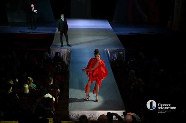 В Челябинске прошел фестиваль моды «Платье города — 2022» В Челябинске прошел фестиваль моды «Платье города — 2022»