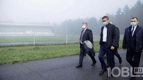 «Динамики не хватает»: Алексей Текслер остался не доволен темпами реконструкции стадиона в Трехгорном